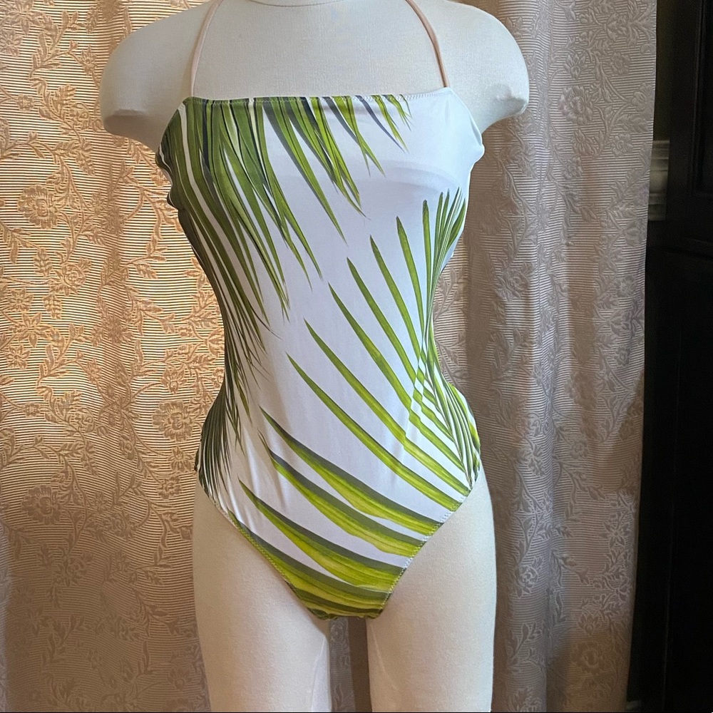 Bathing suit